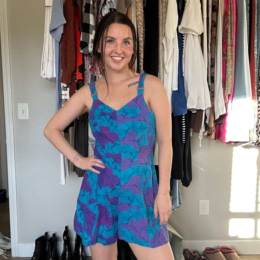 Basic Editions Y2K Abstract Romper | Blue Purple Print